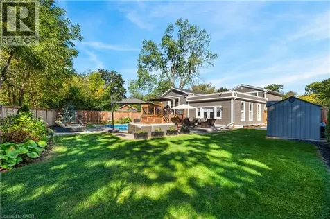 296 Kent Crescent Burlington ON L7L 4T1