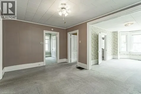 86 Manitoba Street St. Thomas ON N5P 3A4