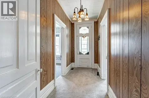 86 Manitoba Street St. Thomas ON N5P 3A4