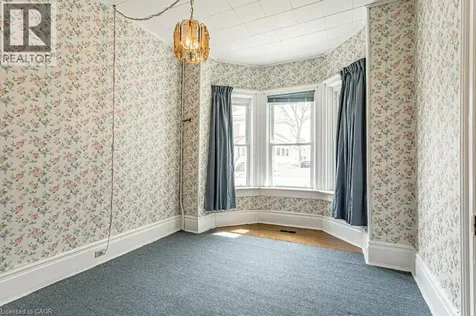 86 Manitoba Street St. Thomas ON N5P 3A4