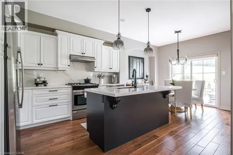 60 Mcgrath Court Dundas ON L9H 0A5