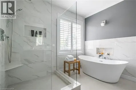 60 Mcgrath Court Dundas ON L9H 0A5