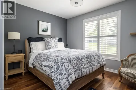 60 Mcgrath Court Dundas ON L9H 0A5