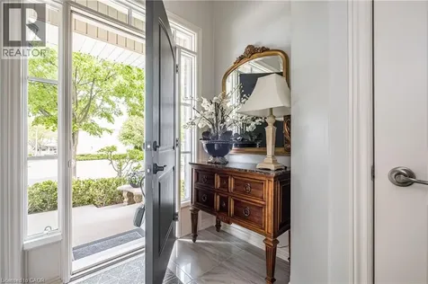 60 Mcgrath Court Dundas ON L9H 0A5