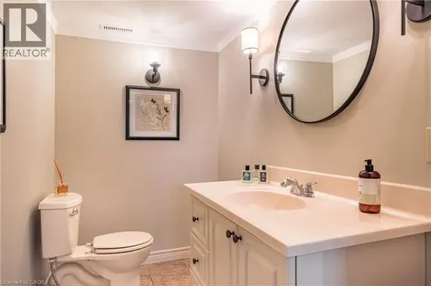 60 Mcgrath Court Dundas ON L9H 0A5