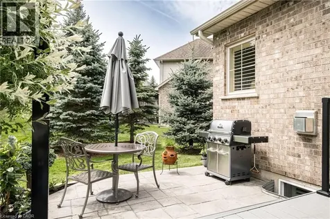 60 Mcgrath Court Dundas ON L9H 0A5