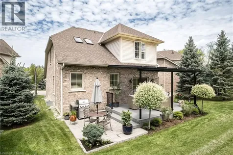 60 Mcgrath Court Dundas ON L9H 0A5