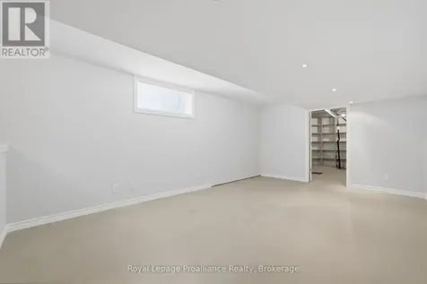 6 Cooper Court Brighton ON K0K 1H0