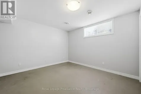 6 Cooper Court Brighton ON K0K 1H0