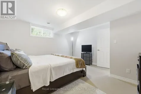 6 Cooper Court Brighton ON K0K 1H0