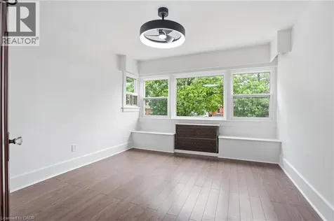 167 Balmoral Avenue South Hamilton ON L8M 3K2