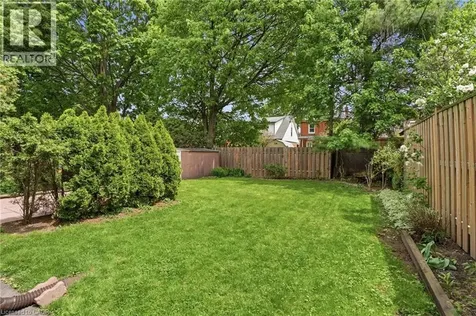167 Balmoral Avenue South Hamilton ON L8M 3K2