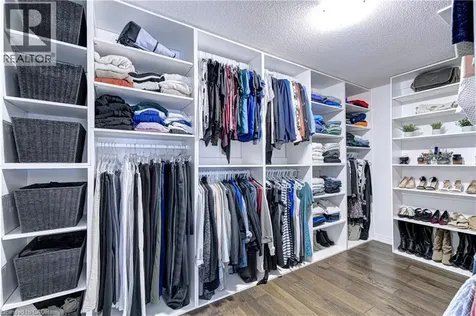 1406 Marshall Crescent Milton ON L9T 6T9