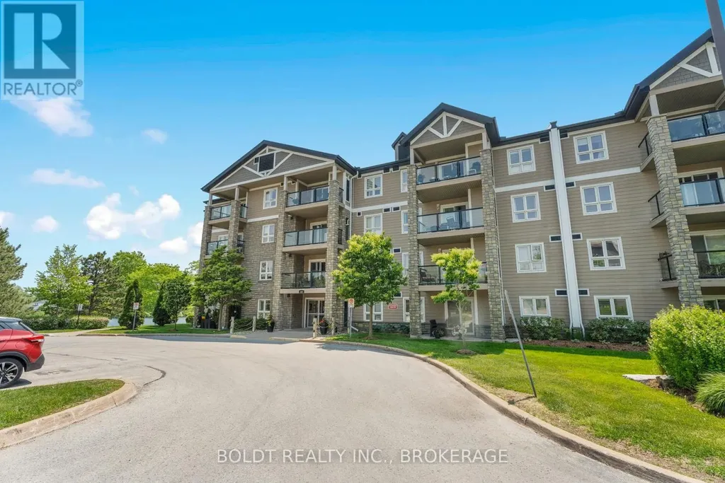 330 Prince Charles Drive South Welland (broadway) ON L3C 7B3