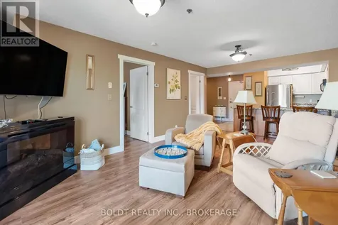 330 Prince Charles Drive South Welland (broadway) ON L3C 7B3
