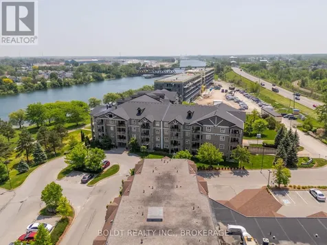 330 Prince Charles Drive South Welland (broadway) ON L3C 7B3