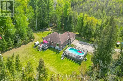 2186 Clyde Lake Road Lanark Highlands ON K0G 1K0