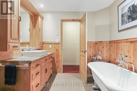 2186 Clyde Lake Road Lanark Highlands ON K0G 1K0