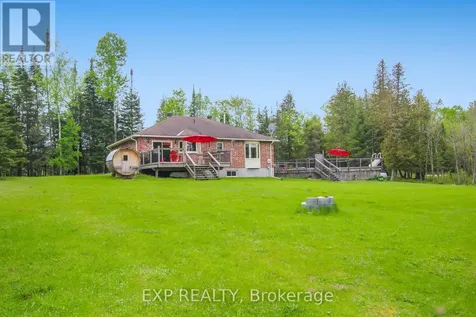 2186 Clyde Lake Road Lanark Highlands ON K0G 1K0