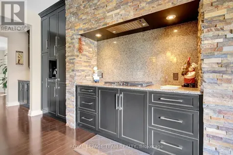1419 Balmoral Drive Ottawa ON K1V 1E2