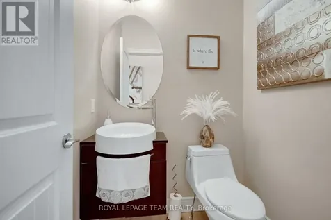 1419 Balmoral Drive Ottawa ON K1V 1E2