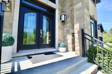 1419 Balmoral Drive Ottawa ON K1V 1E2