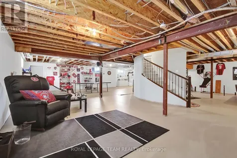 1419 Balmoral Drive Ottawa ON K1V 1E2
