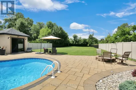1419 Balmoral Drive Ottawa ON K1V 1E2