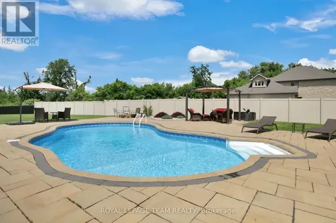 1419 Balmoral Drive Ottawa ON K1V 1E2