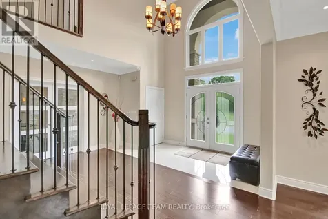 1419 Balmoral Drive Ottawa ON K1V 1E2