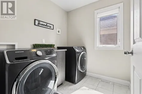253 Terrapin Terrace Ottawa ON K4A 0W2