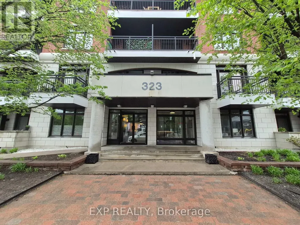323 Winona Avenue Ottawa ON K1Z 5H3