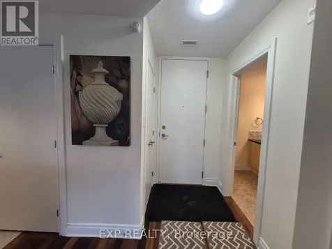 323 Winona Avenue Ottawa ON K1Z 5H3