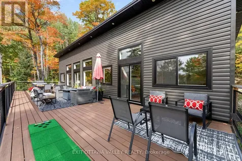 820 Hopefield Road East Madawaska Valley ON K0J 1B0