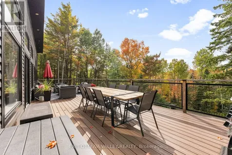 820 Hopefield Road East Madawaska Valley ON K0J 1B0
