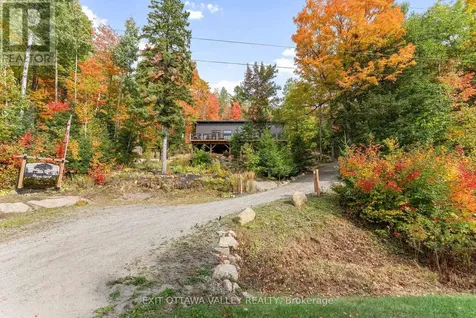 820 Hopefield Road East Madawaska Valley ON K0J 1B0