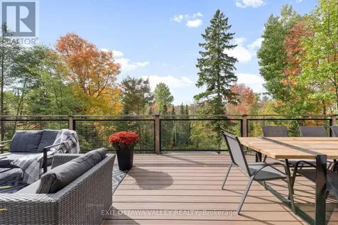 820 Hopefield Road East Madawaska Valley ON K0J 1B0