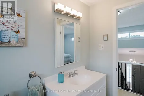 310 Albert Street South Saugeen Shores ON N0H 2L0
