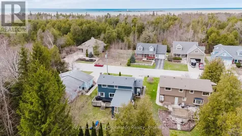 310 Albert Street South Saugeen Shores ON N0H 2L0