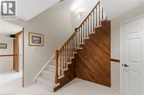 2170 Belgrave Court Burlington ON L7P 3R5