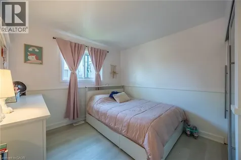 12 Westdale Avenue Port Dover ON N0A 1N4