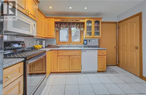 119 Martinglen Crescent Kitchener ON N2E 2A3