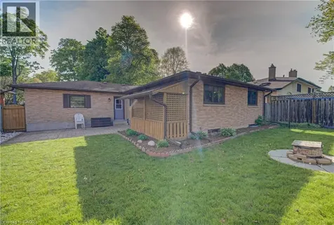 119 Martinglen Crescent Kitchener ON N2E 2A3
