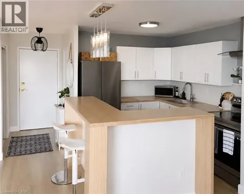11 Neilson Drive Toronto ON M9C 1V4