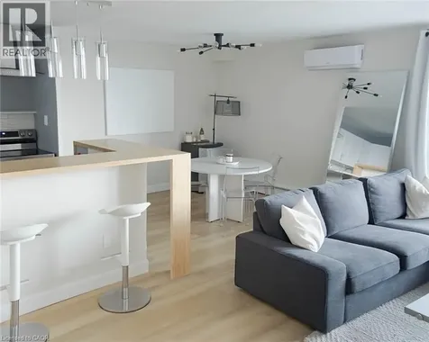 11 Neilson Drive Toronto ON M9C 1V4