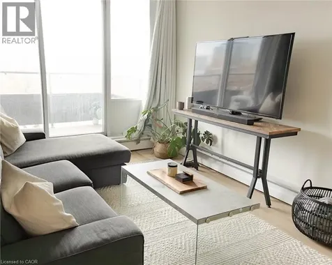 11 Neilson Drive Toronto ON M9C 1V4