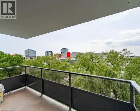 11 Neilson Drive Toronto ON M9C 1V4