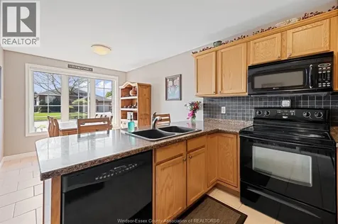 25 Golfview Drive Kingsville ON N9Y 4E3