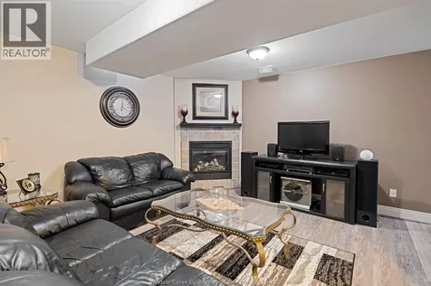 25 Golfview Drive Kingsville ON N9Y 4E3