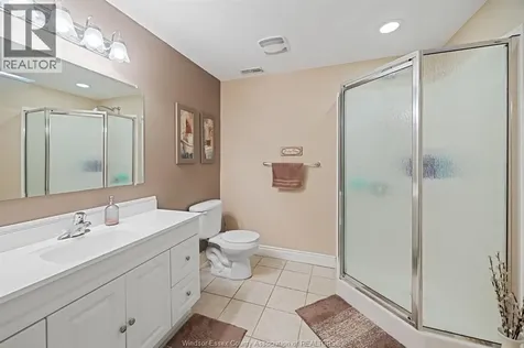 25 Golfview Drive Kingsville ON N9Y 4E3
